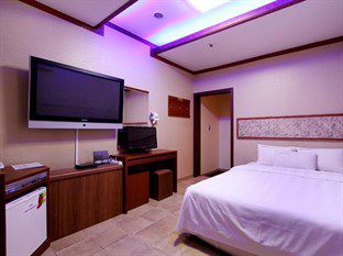 Ekklim Classic Hotel Pyeongtaek Esterno foto