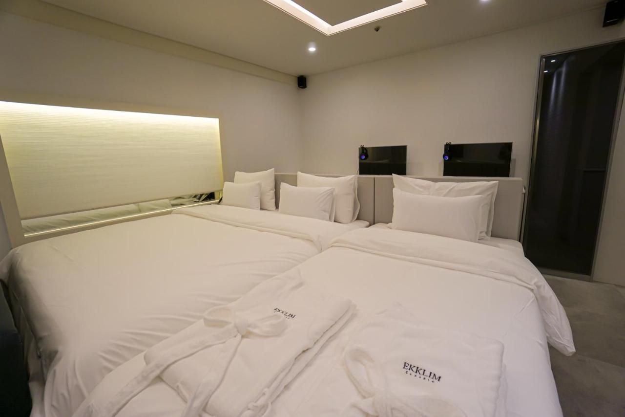Ekklim Classic Hotel Pyeongtaek Esterno foto