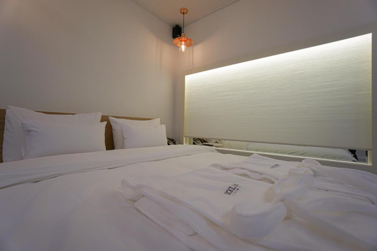 Ekklim Classic Hotel Pyeongtaek Esterno foto