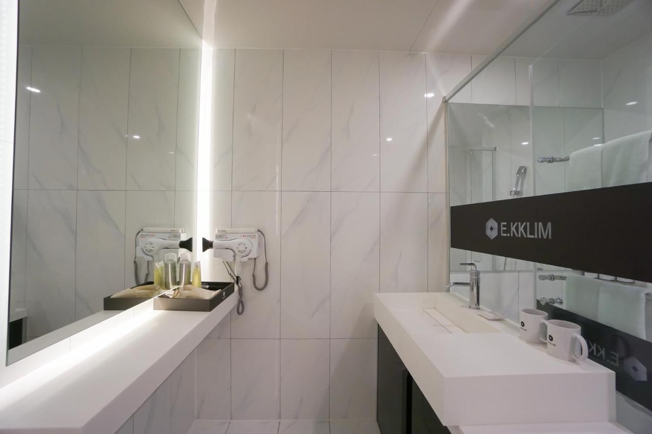 Ekklim Classic Hotel Pyeongtaek Esterno foto
