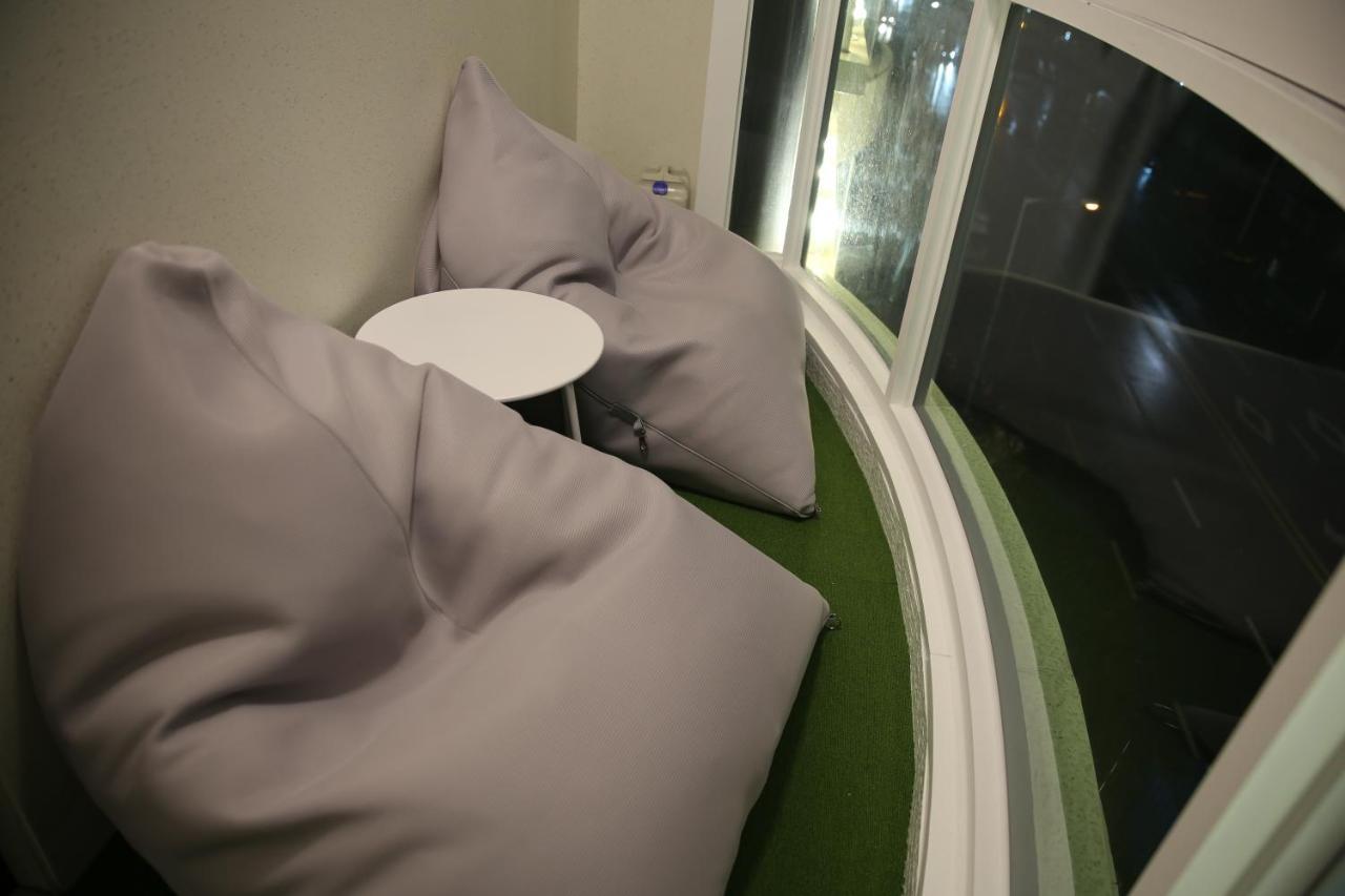 Ekklim Classic Hotel Pyeongtaek Esterno foto